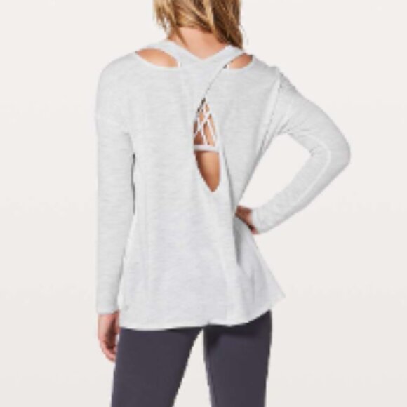 Lululemon Back Into It Long Sleeve in Space Dye / Ice Grey / Alpine White Size 8 - Picture 3 of 7